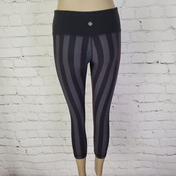 Lululemon Wunder Under Crop pants macro micro Stripe 2 - Picture 5 of 11